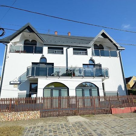 Nora Haz Hajduszoboszlo Otel Dış mekan fotoğraf