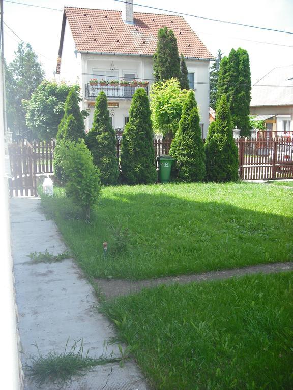 Nora Haz Hajduszoboszlo Otel Oda fotoğraf